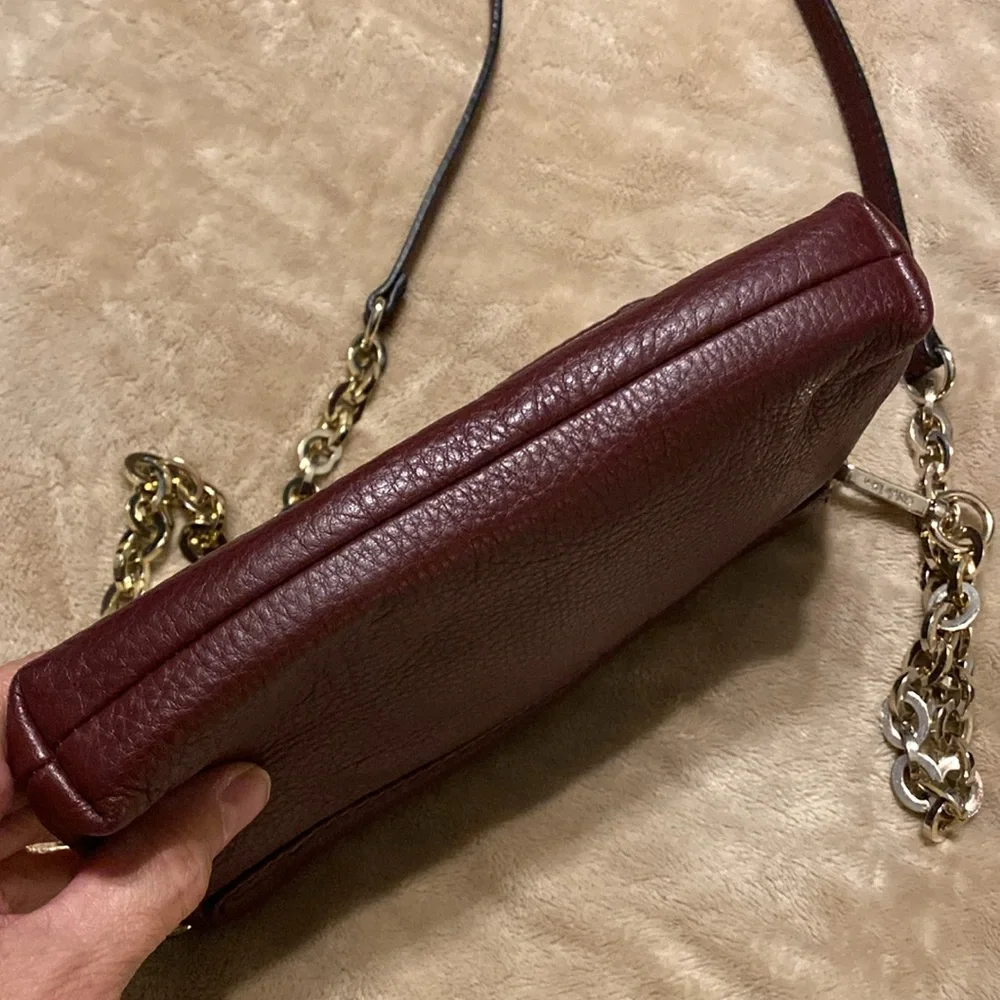 Calvin Kline small burgundy leather crossbody - Picture 6 of 12